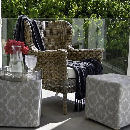 Tranquil Sea View For 8 فيلة