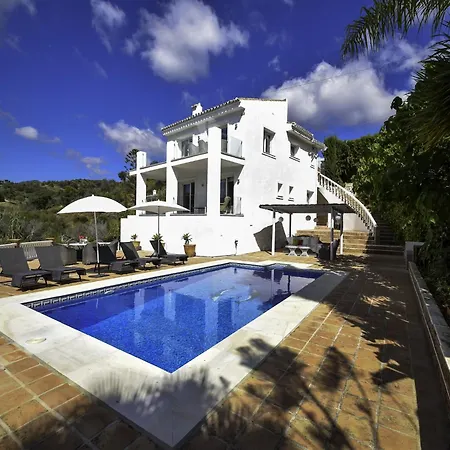 فيلة Tranquil Sea View For 8 ماربيا