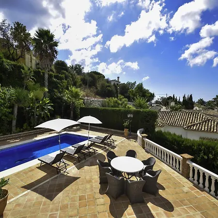 Tranquil Sea View For 8 ماربيا